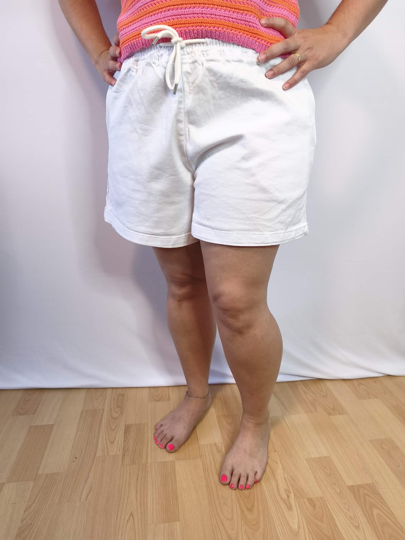 Short Capucine